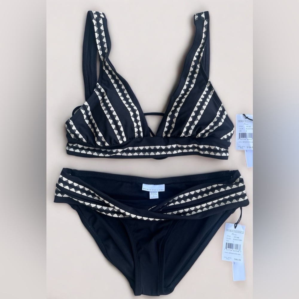NWT ROBIN PICCONE Woman’s swimsuit. Medium and Large. Read description